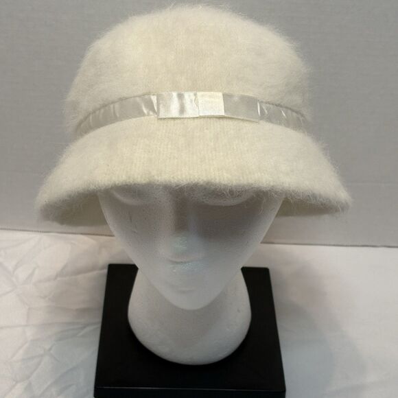 Unbranded Accessories - Women’s White Angora Bucket Hat Size 57cm